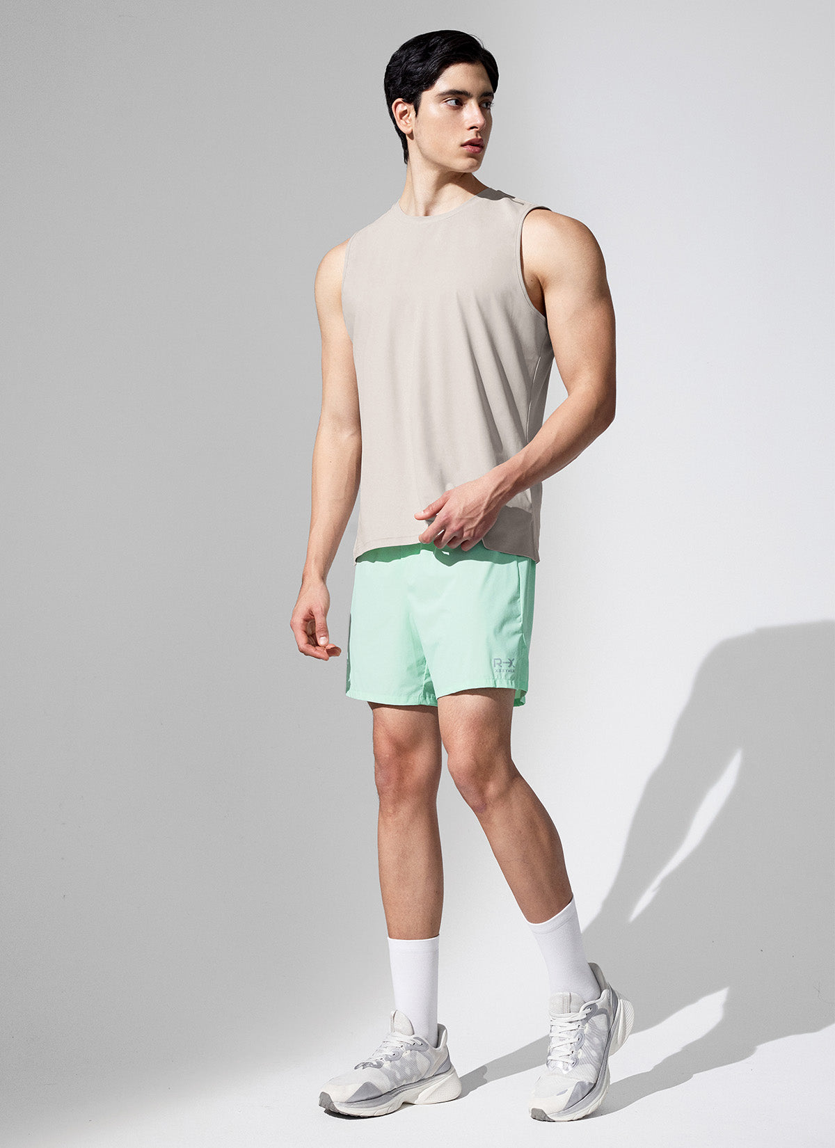 Pale Mint