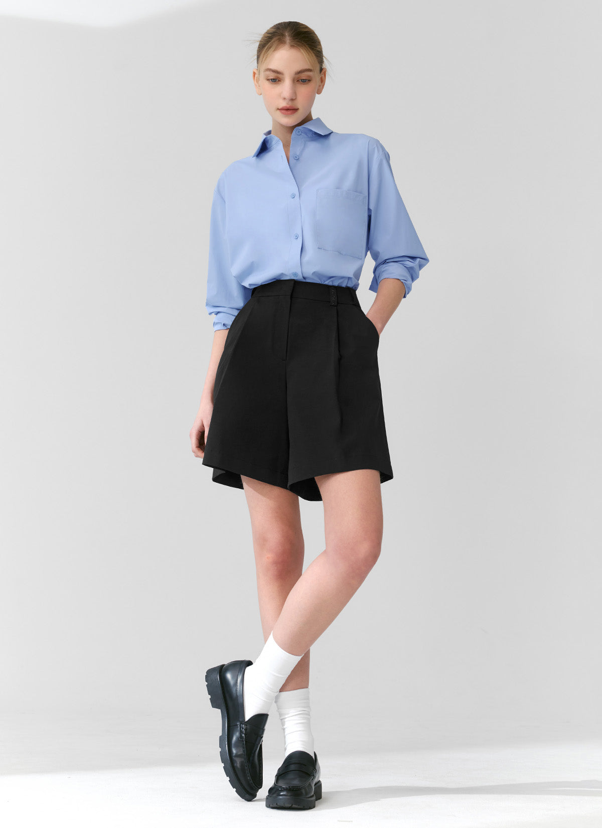 Magic Banding Women's Half Slacks