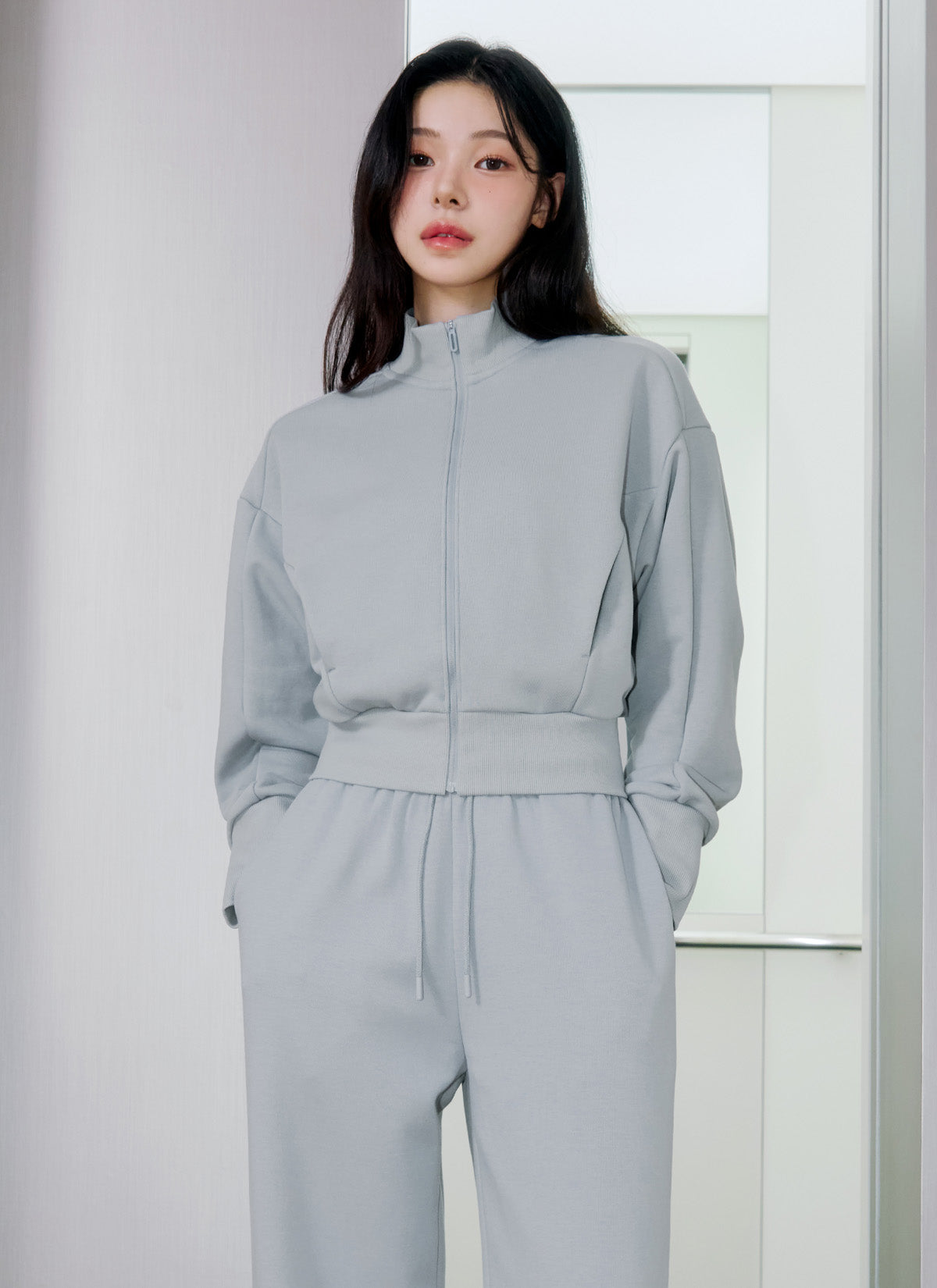 High Neck Curved Zip-up Jacket