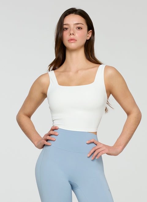 Black Label Signature Power Rise Back Twist Cropped Top
