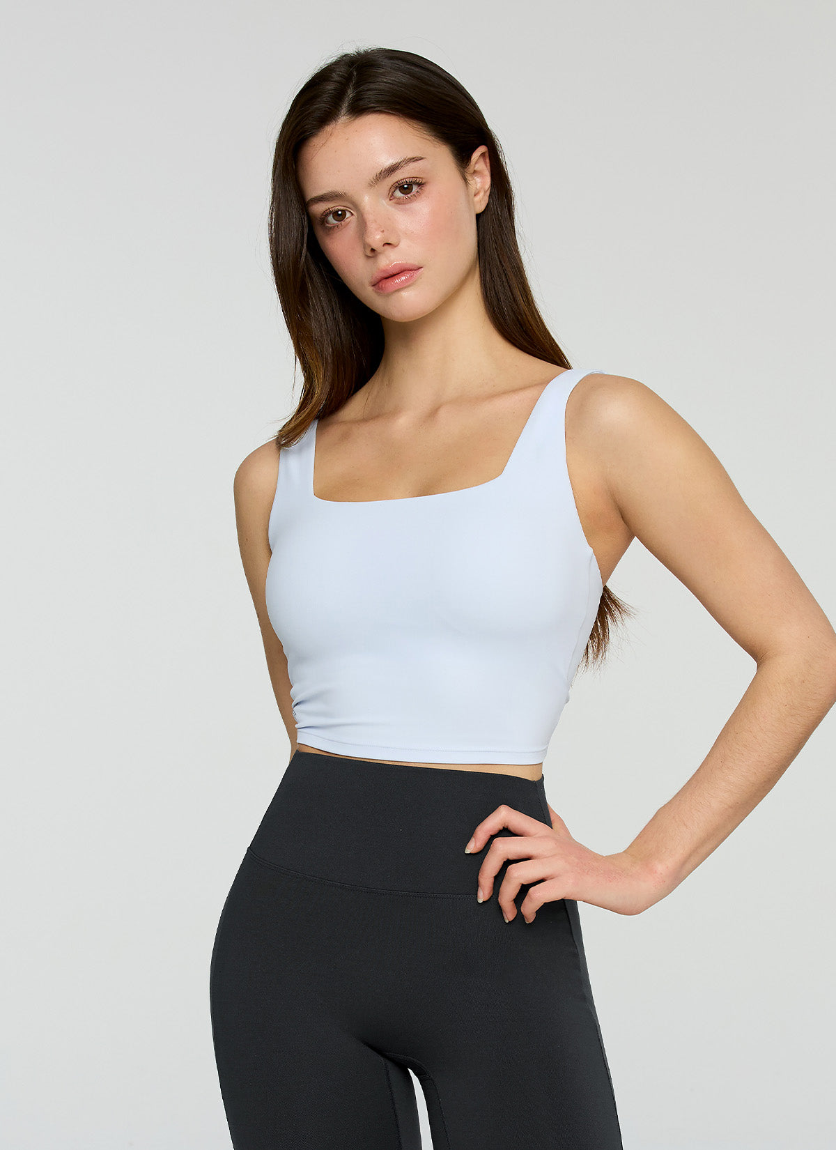 Black Label Signature Power Rise Back Twist Cropped Top