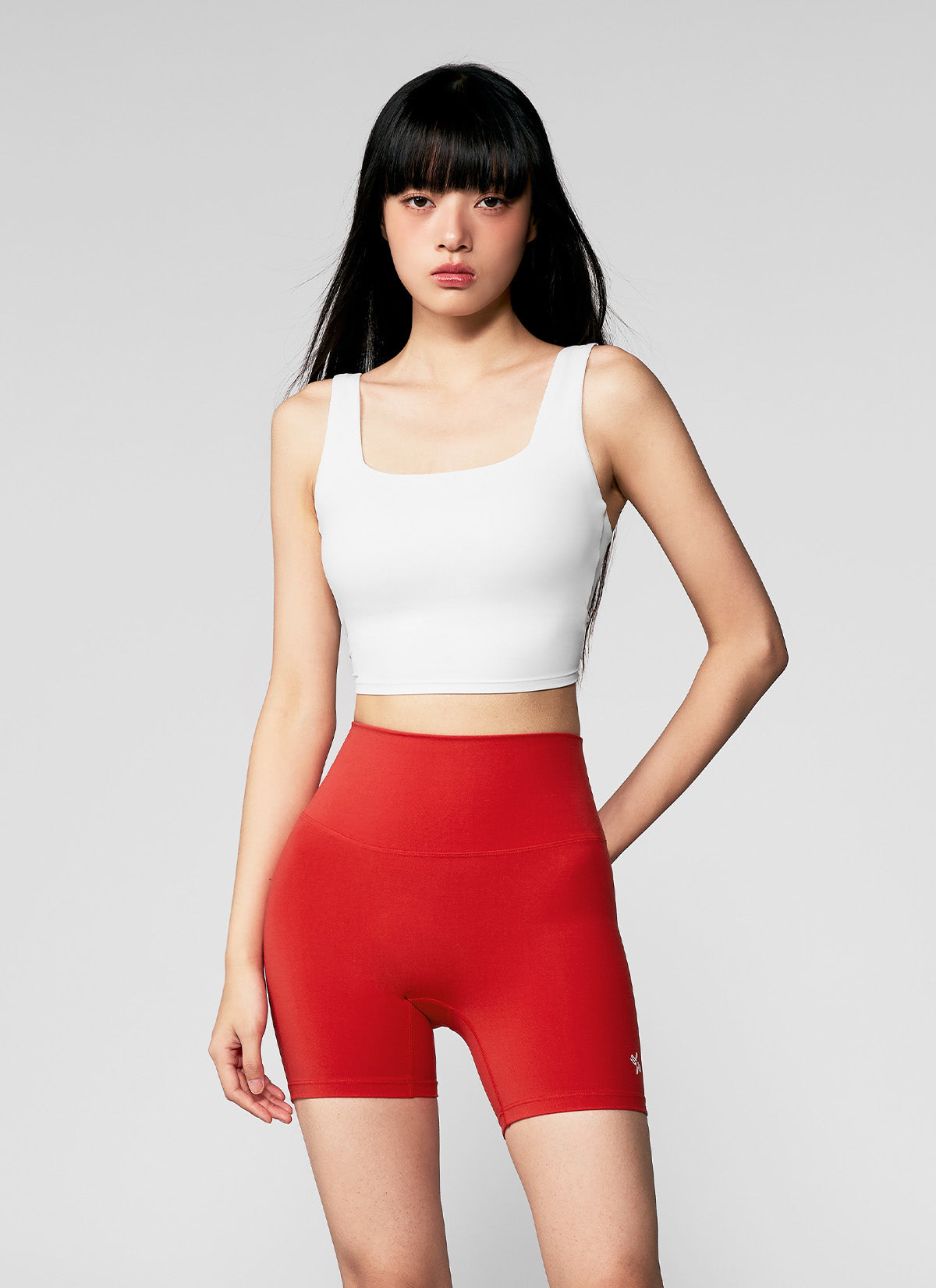 [SET] XELLA Light Round Sleeveless & XELLA Intension 3 Biker Shorts