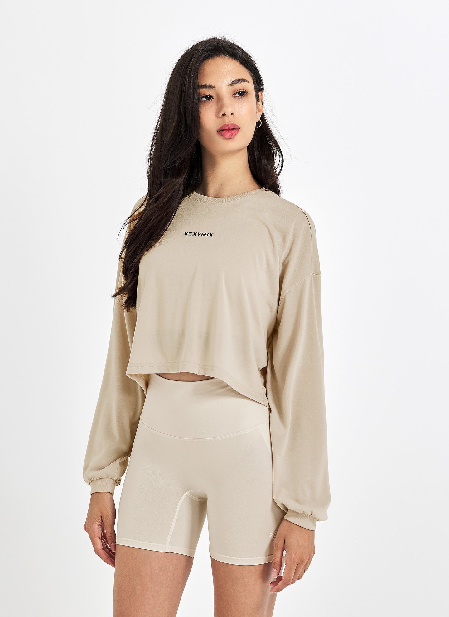 Loose Fit Cropped Long Sleeve