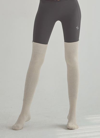 Knitting Knee High Socks