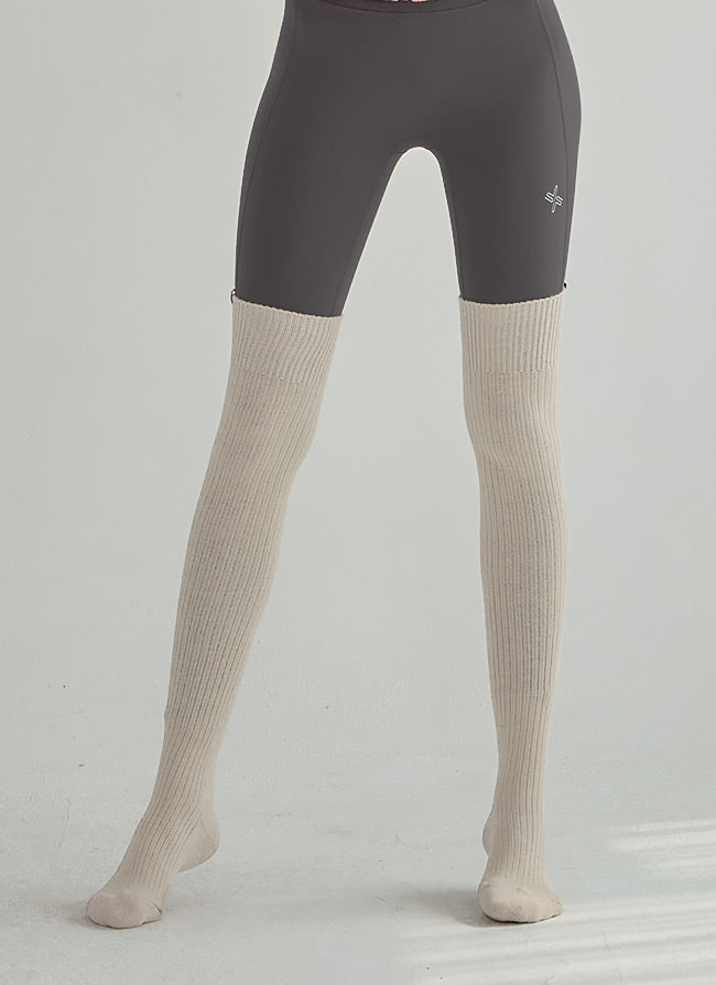 Knitting Knee High Socks