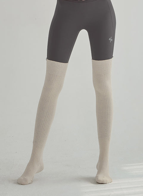 Knitting Knee High Socks