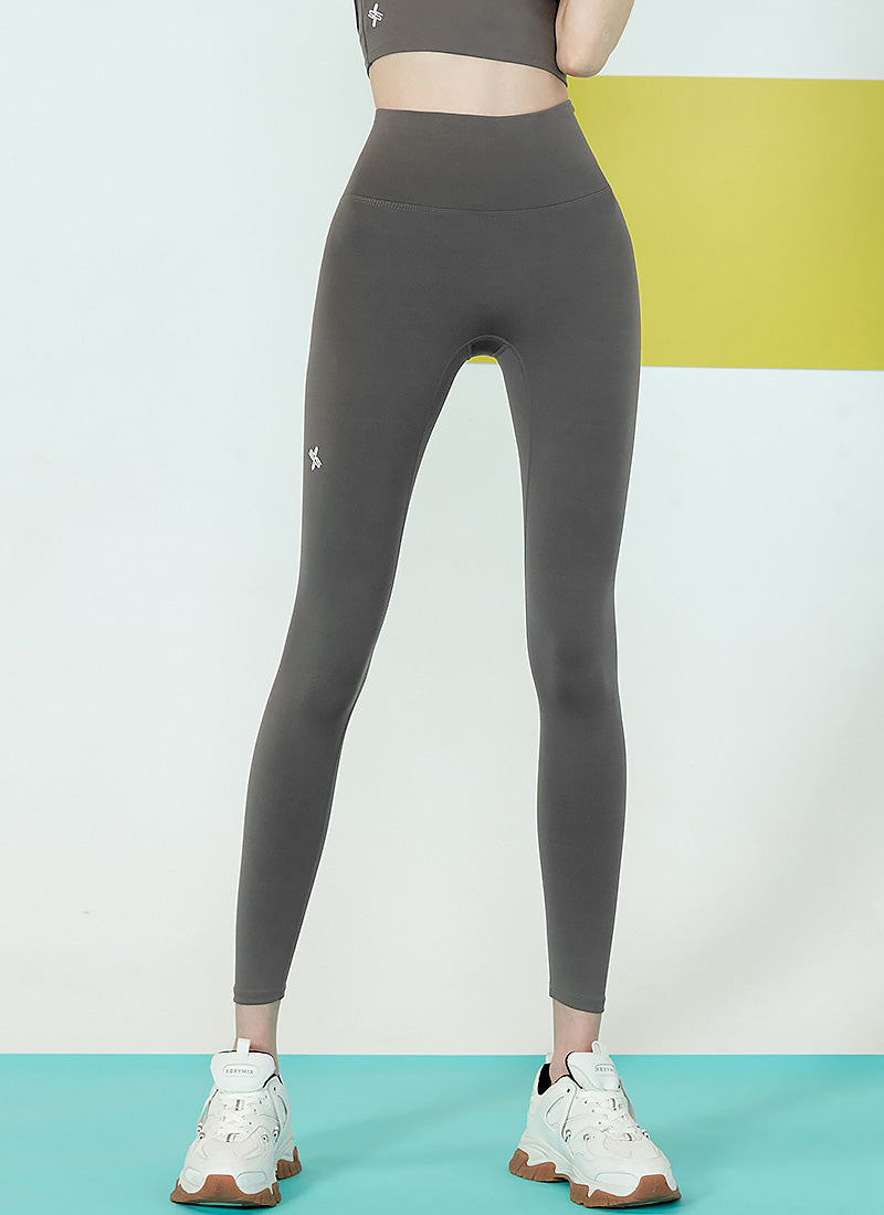 Body Sculpt Tight-Fit Leggings