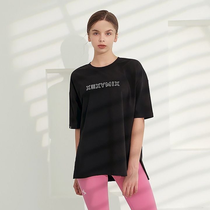 Embroidered Lettering Over-Fit T-Shirts_Black