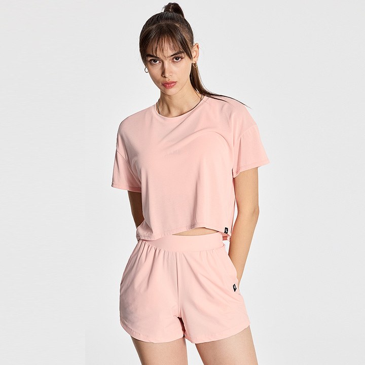Back Slit Crop T-Shirt_Floral Pink