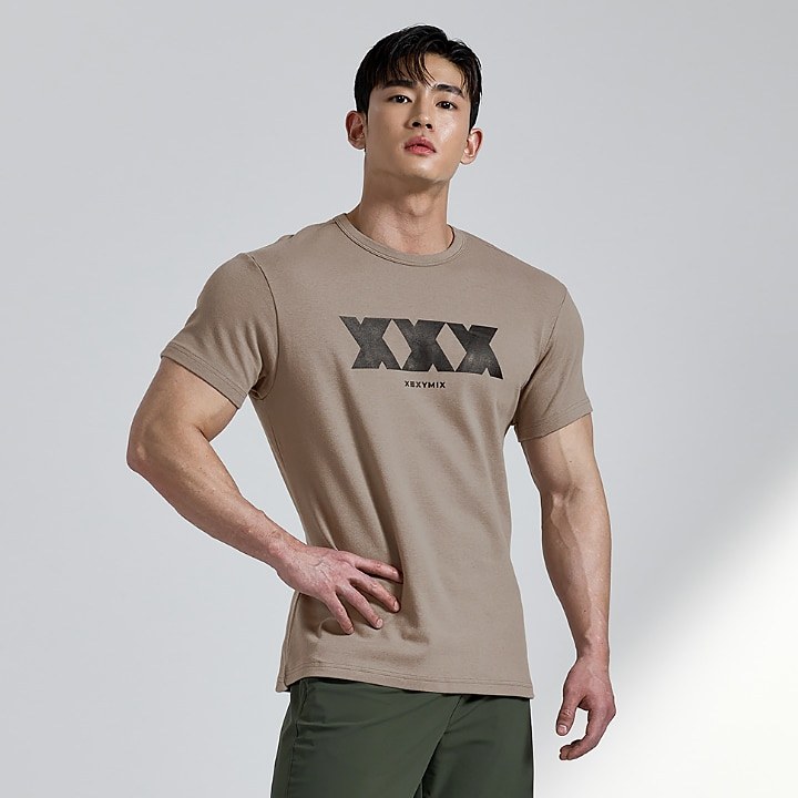 Muscle Fit Short Sleeve