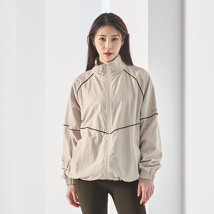 Over-Fit Piping Windbreaker