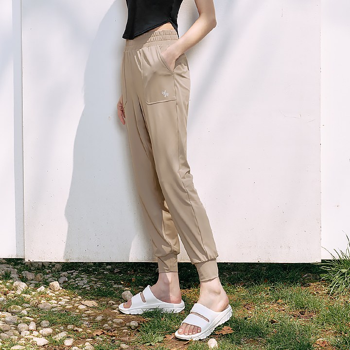 Medium Feather In-Band Jogger Pants_Peanut Beige